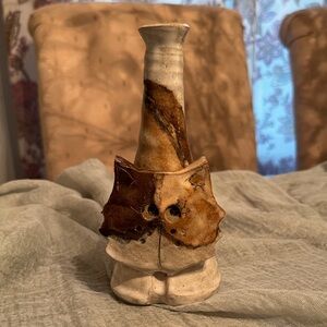 Handcrafted Cat-Themed Pottery vase